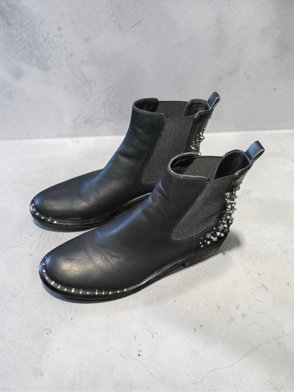 Sam Edelman Dover Black Leather Studded Chelsea Boots Size 8